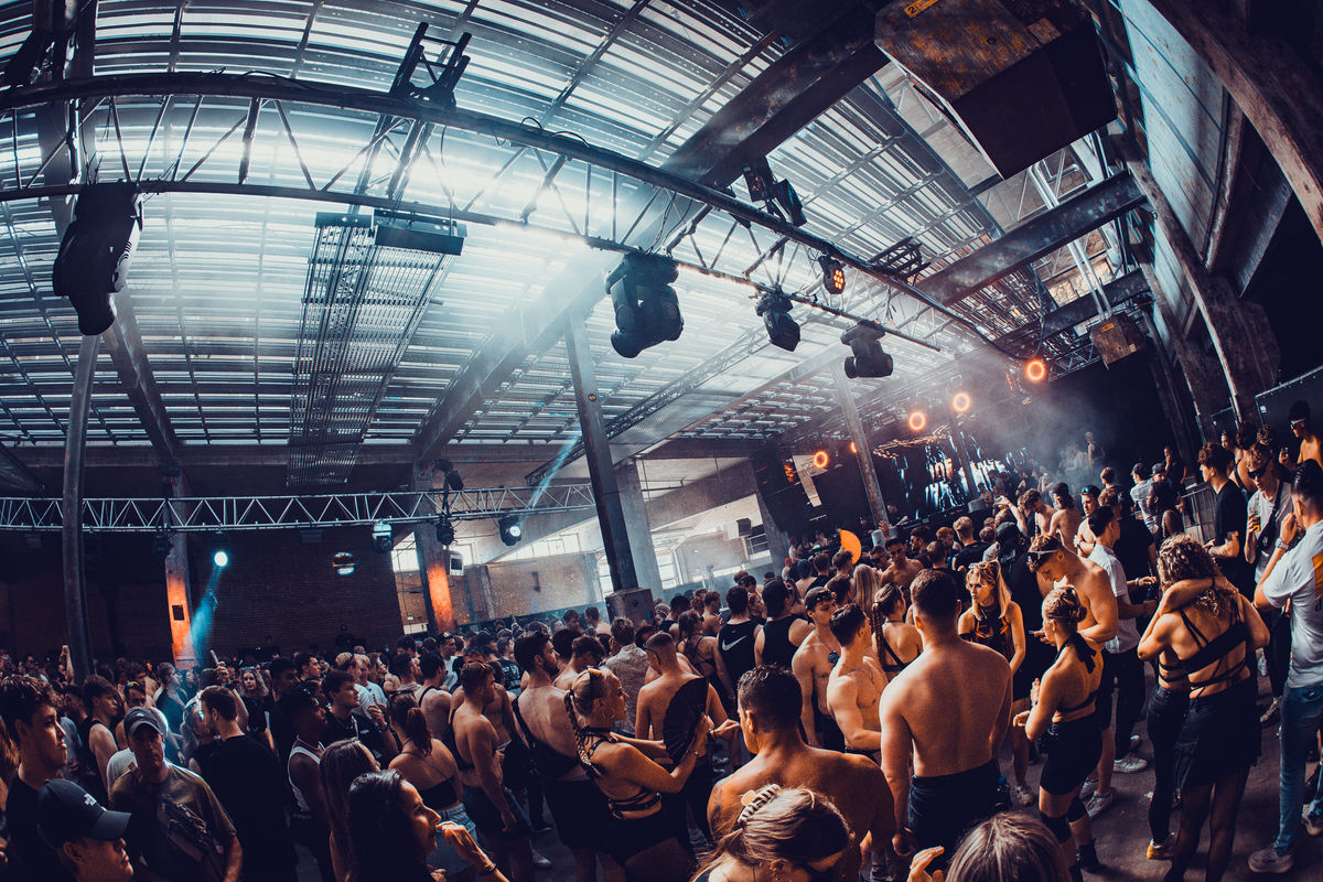 Loading... just a sec